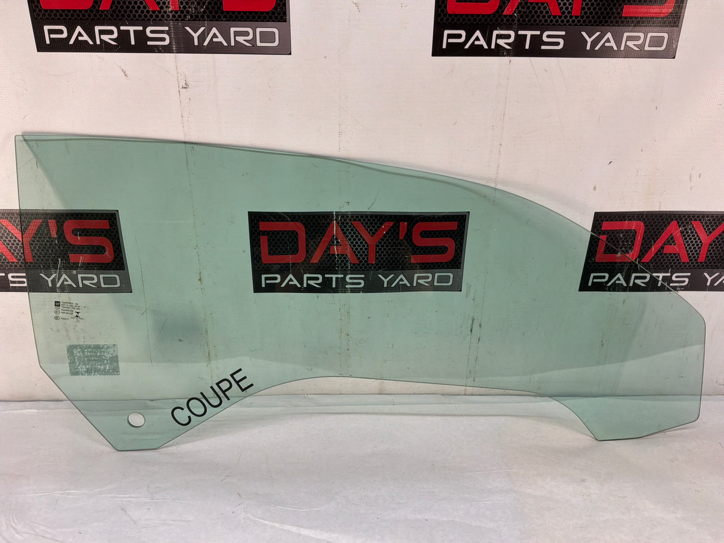 2013 Chevy Camaro RH Passenger Front Door Window Glass OEM