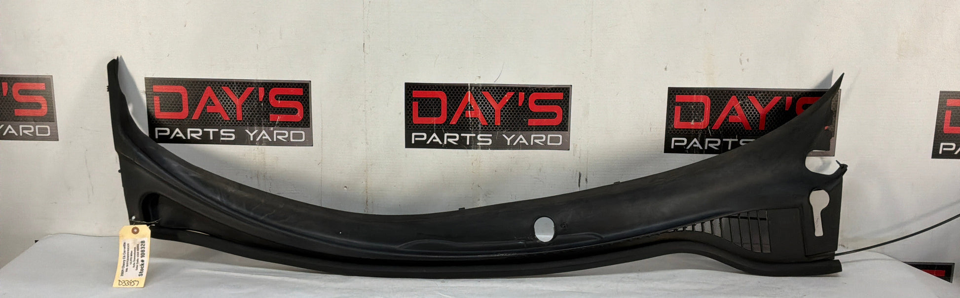 Cowl - Day's Parts Yard