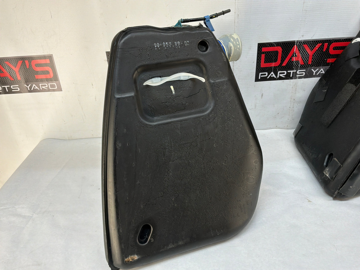 1999 Chevy C5 Corvette Fuel Gas Saddle Tanks OEM