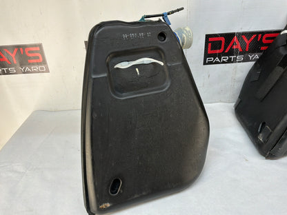 1999 Chevy C5 Corvette Fuel Gas Saddle Tanks OEM