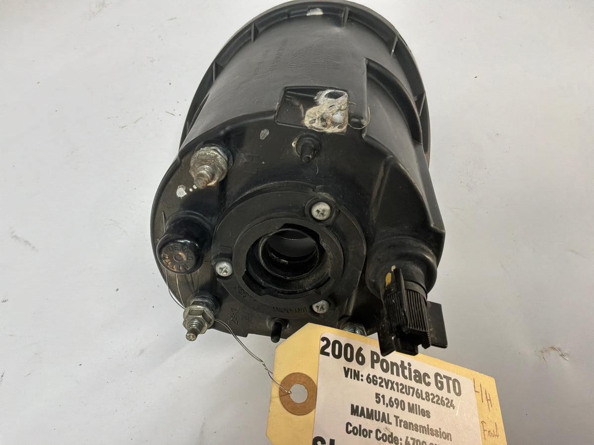 2006 Pontiac GTO LH Driver Front Bumper Fog Light OEM