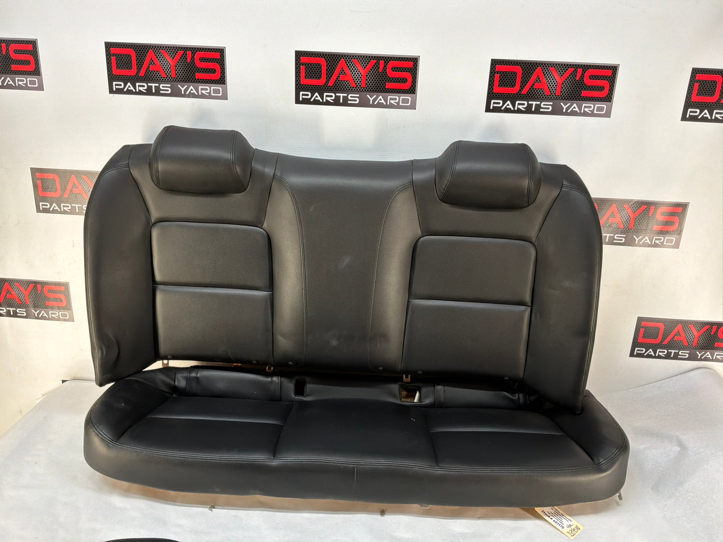 Seats - Day's Parts Yard