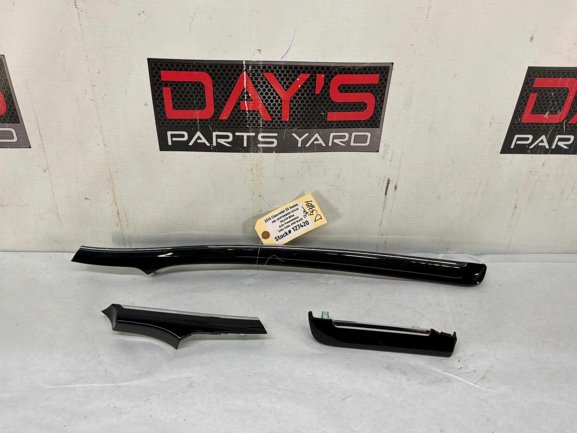Dash trim - Day's Parts Yard