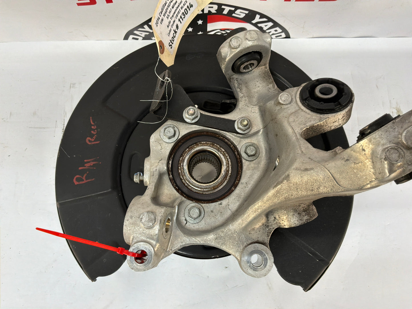 2014 Cadillac CTS-V Sedan Rear RH Passenger Knuckle Spindle Hub OEM