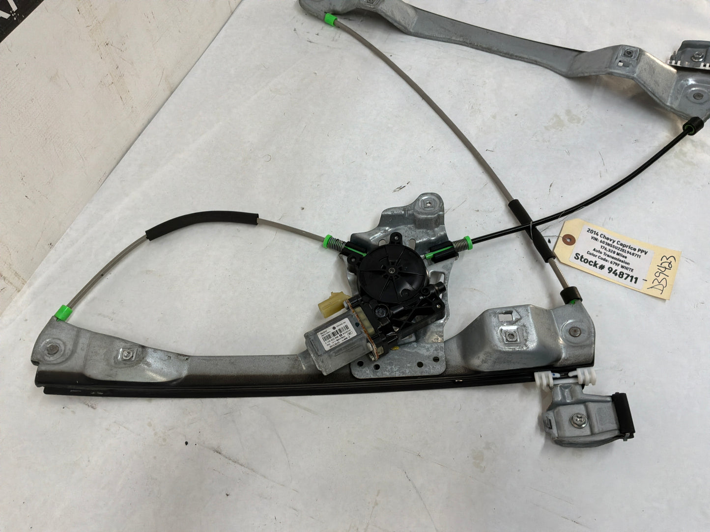 Lh front window regulator - Day's Parts Yard