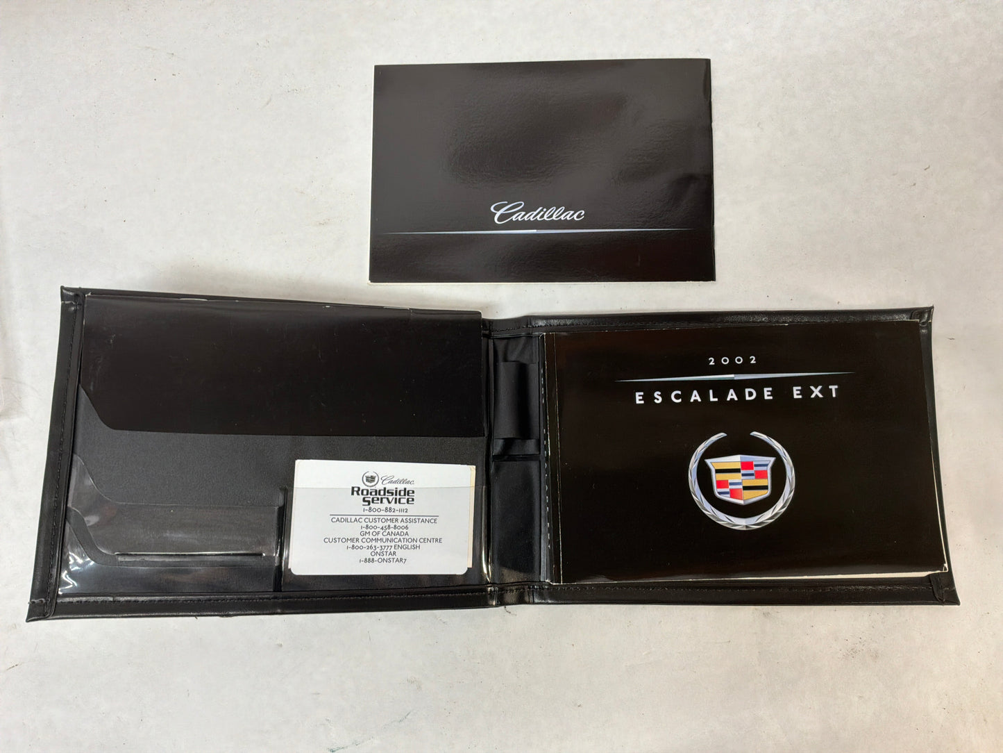 2002 Cadillac Escalade EXT Owners Manual Booklet OEM
