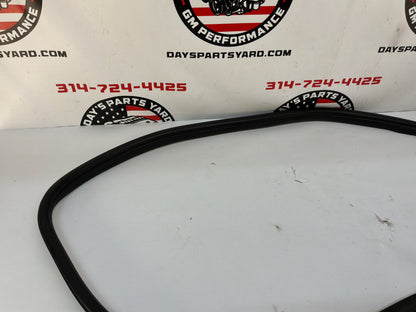 2015 Chevy SS Sedan RH Passenger Front Door Weather Strip Rubber Seal OEM
