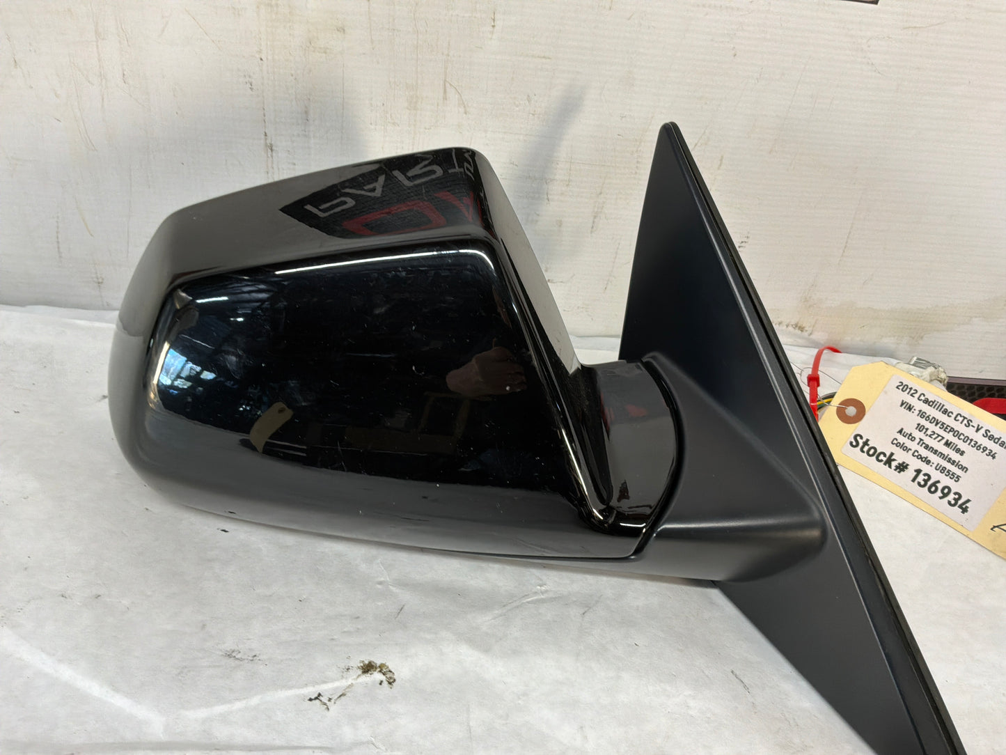 Rh mirror - Day's Parts Yard