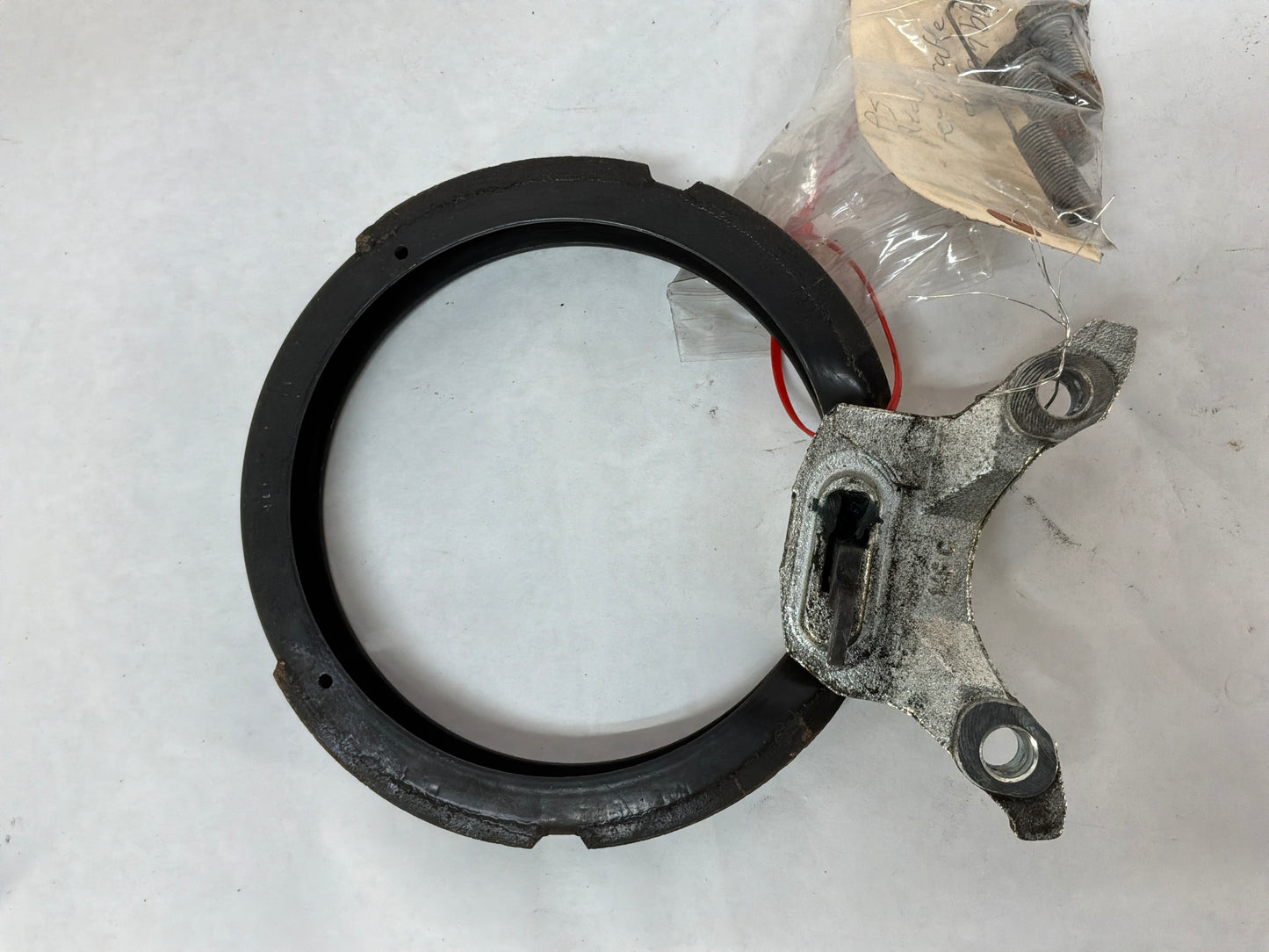 2005 Pontiac GTO RH Passenger Rear Emergency E Parking Brake Shoe Adjuster & Hardware OEM