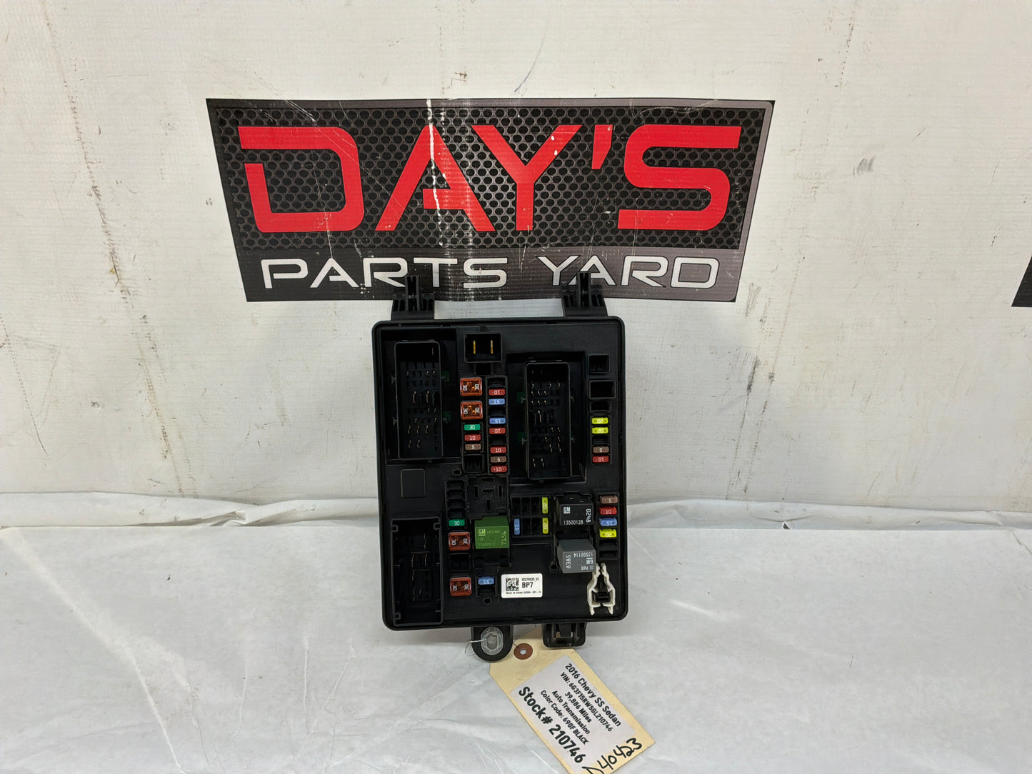 2016 Chevy SS Sedan Rear Trunk Fuse Relay Body Harness Junction Box Block Panel OEM