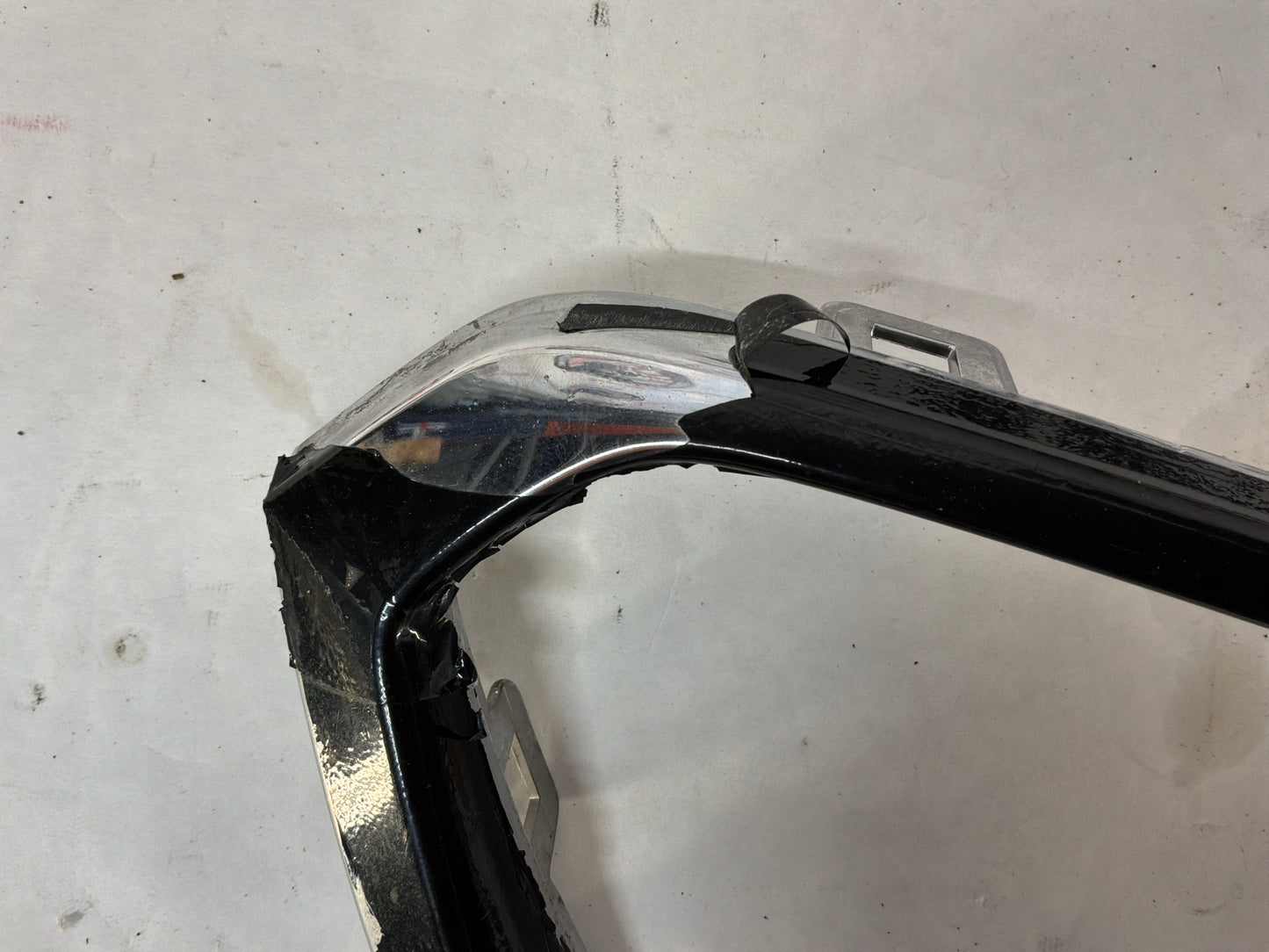 2017 Chevy SS Sedan Front Bumper Upper Grille Trim Black OEM