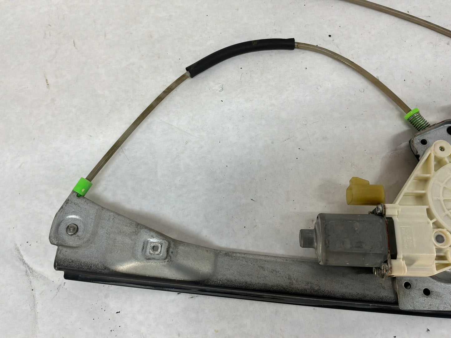 2008 Pontiac G8 LH Driver Front Door Window Regulator Motor OEM