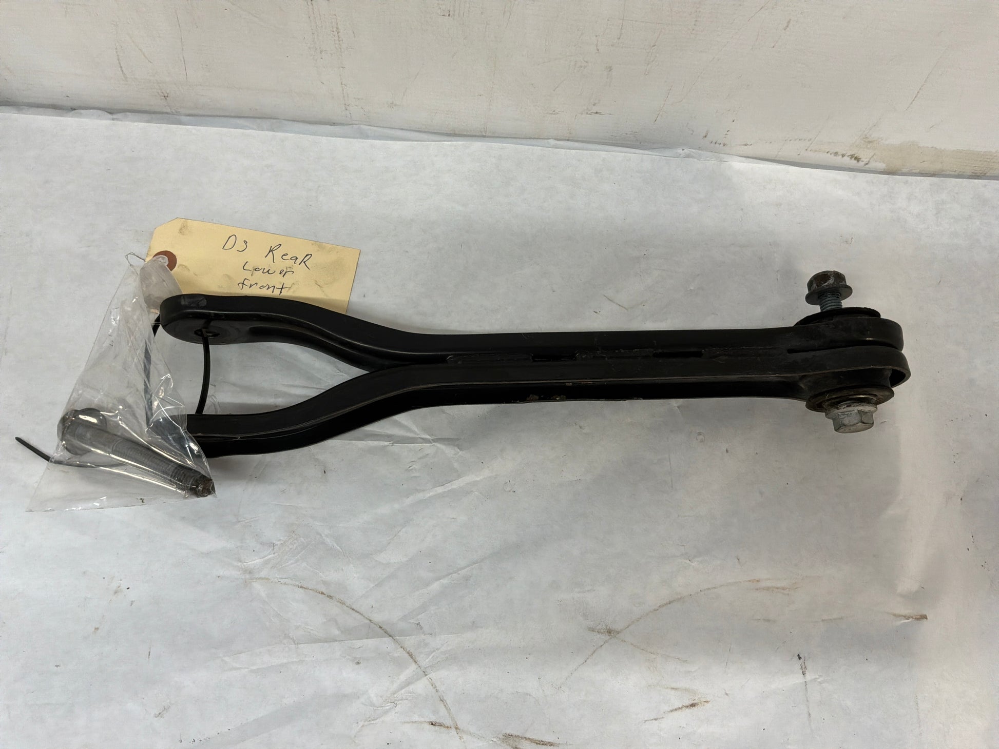 2013 Chevy Caprice PPV LH Driver Rear Suspension Trailing Control Arm Link OEM - Day's Parts Yard