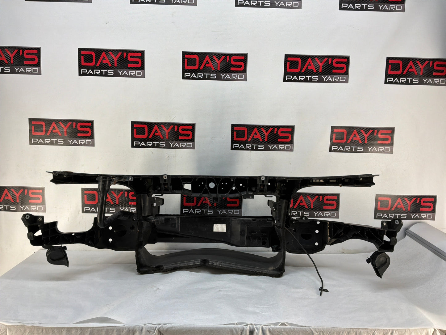 2015 Chevy SS Sedan Front Radiator Core Support Bracket Brace Assembly OEM - Day's Parts Yard