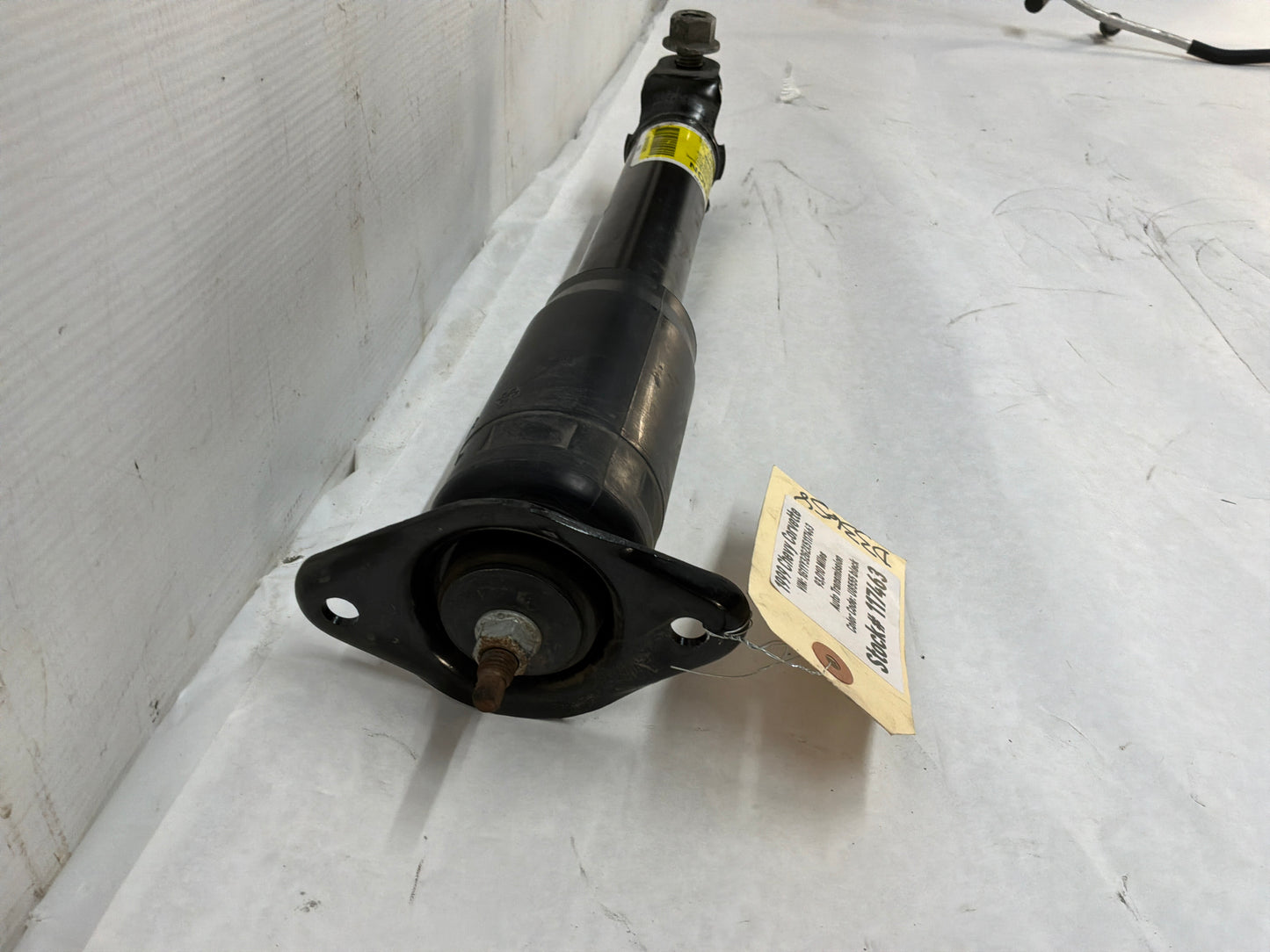 Lh rear shock - Day's Parts Yard