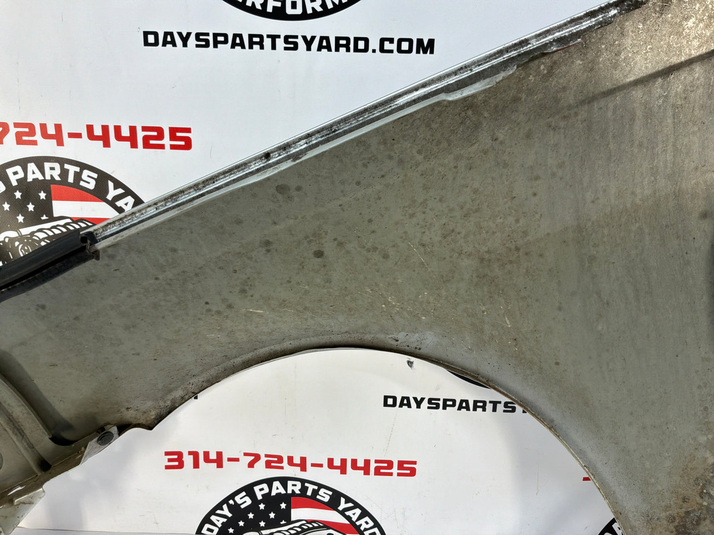 2006 Cadillac CTS-V RH Passenger Front Fender OEM