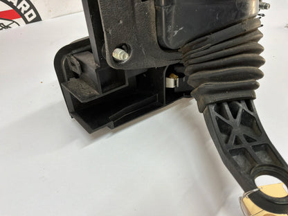 2011 Chevy Caprice PPV Automatic Transmission Shifter Gear Selector OEM