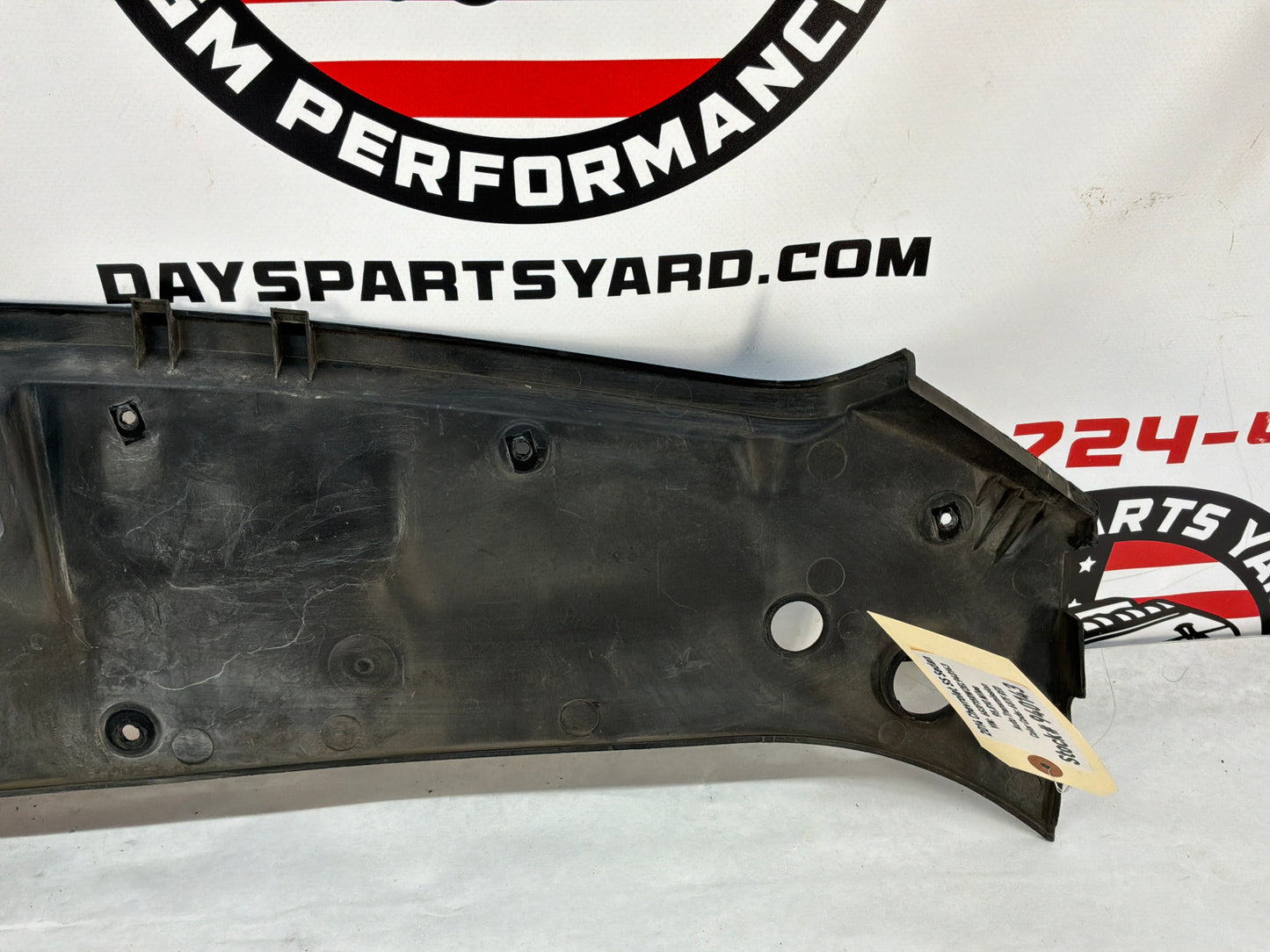2014 Chevy SS Sedan Radiator Core Support Grille Cover Sight Shield OEM