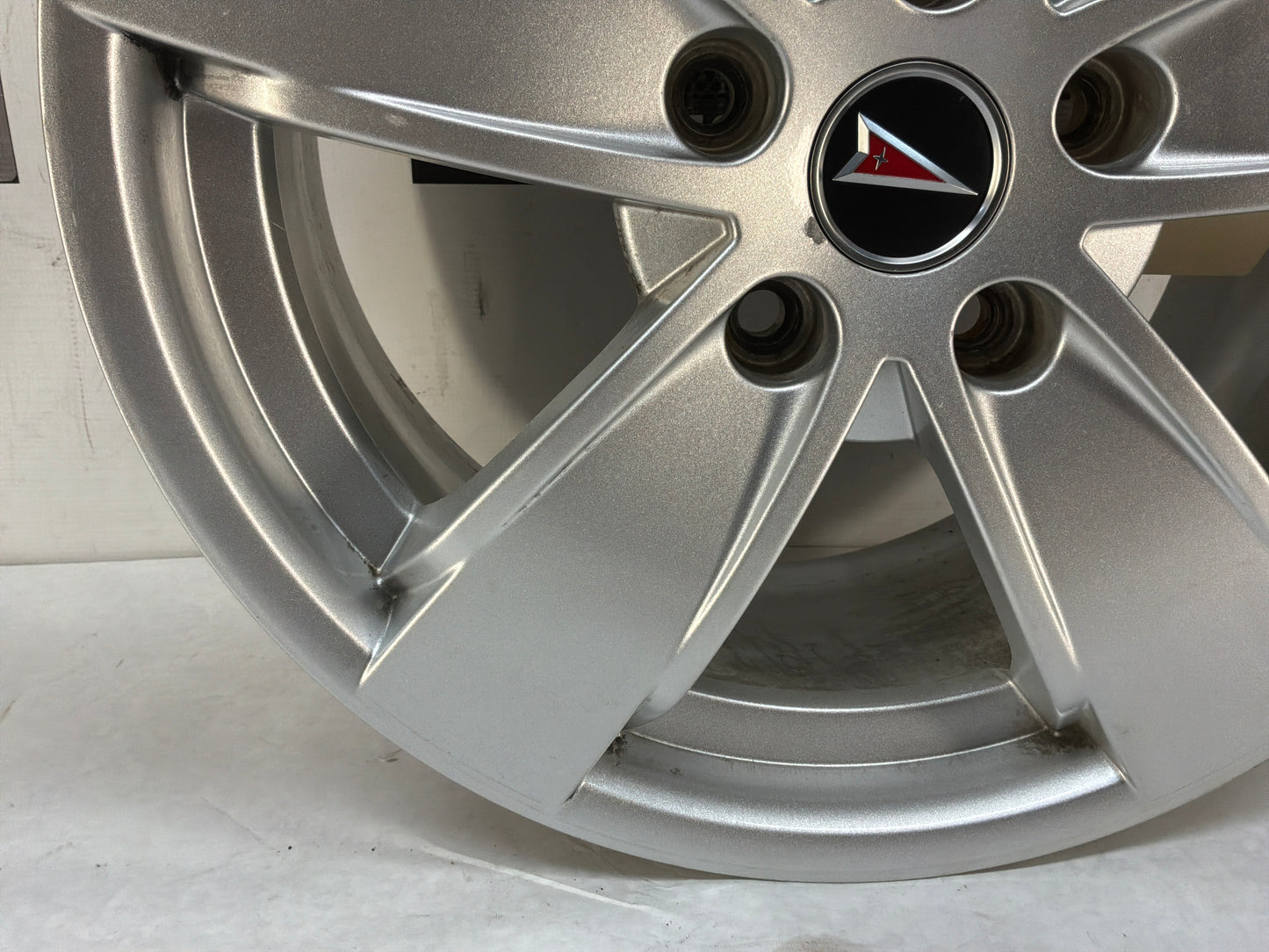 2006 Pontiac GTO Factory OEM Wheel 17X8