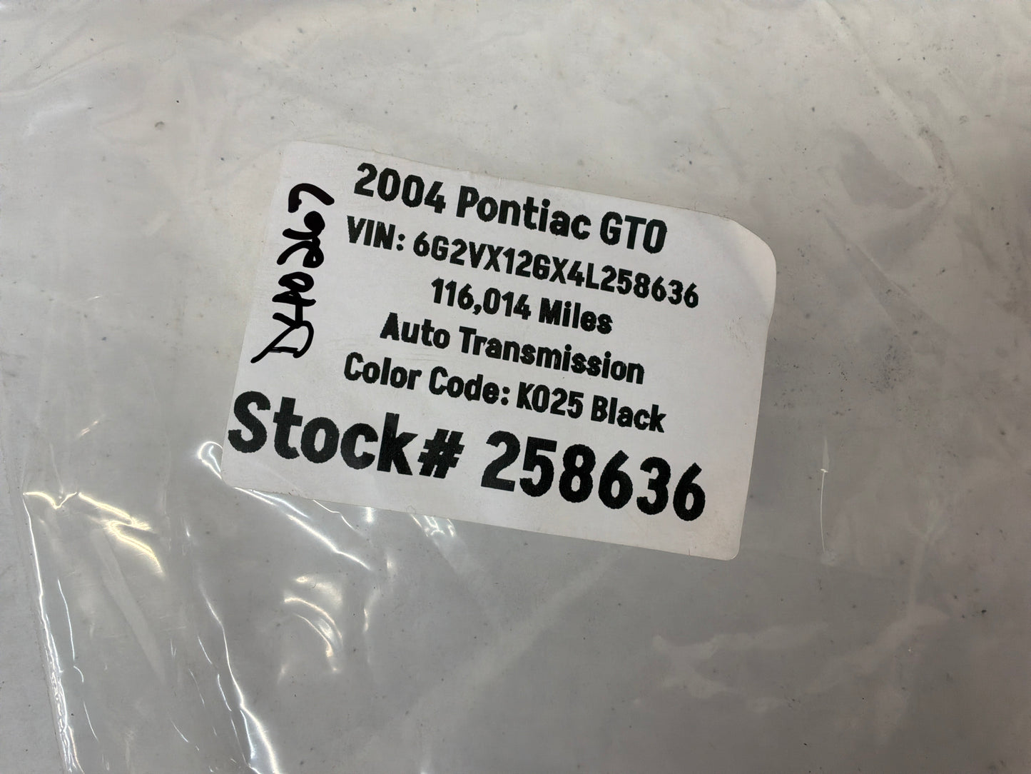 2004 Pontiac GTO Lug Nuts and Covers OEM