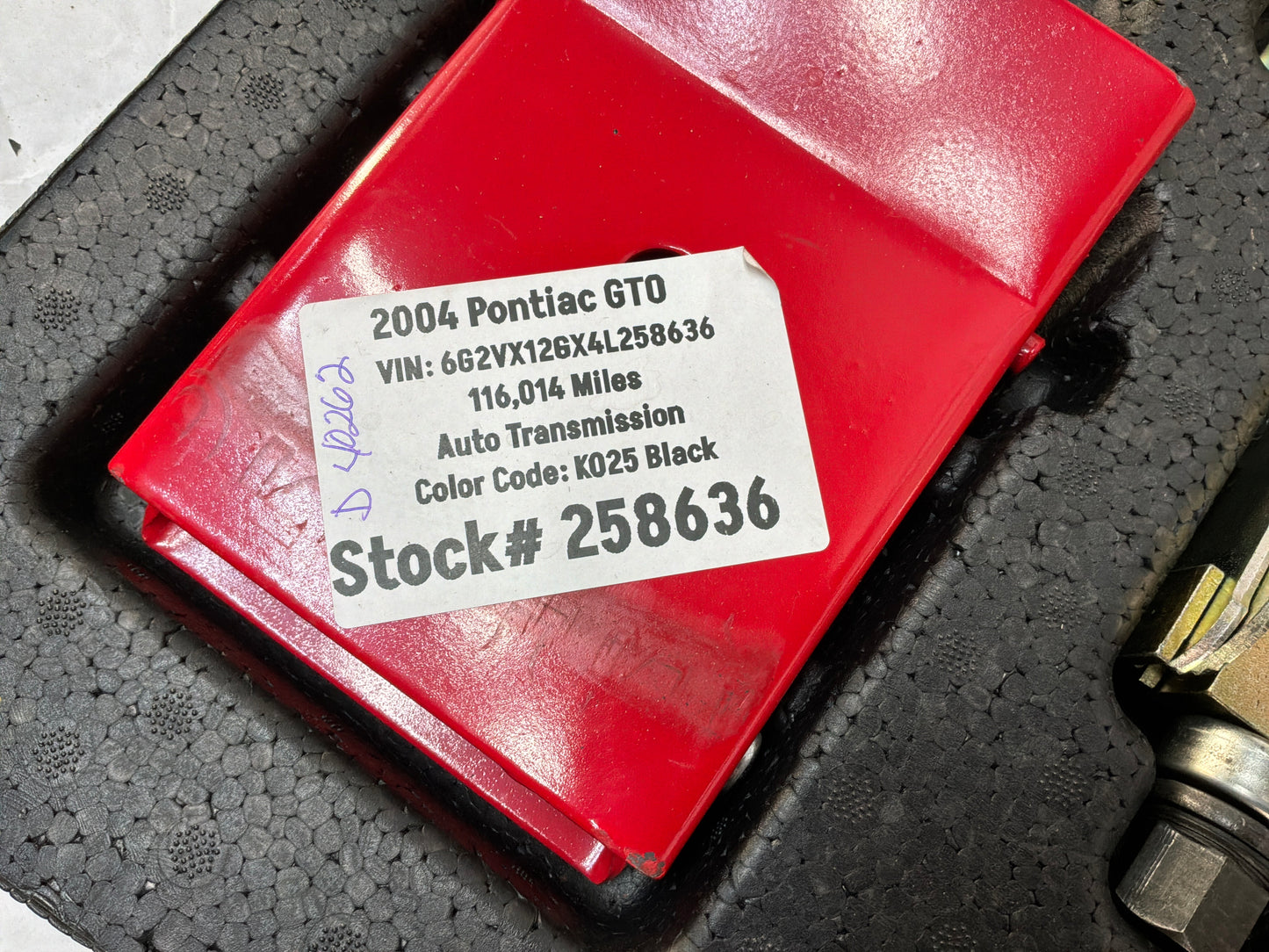 2004 Pontiac GTO Emergency Spare Tire Jack Tool Kit OEM