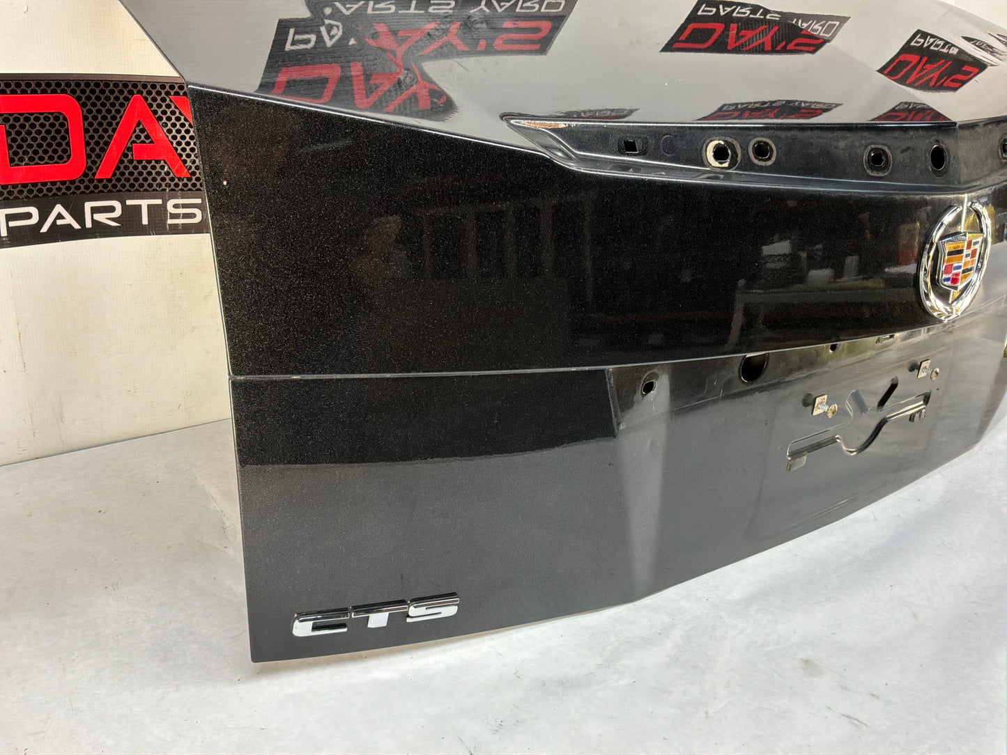 Trunk lid - Day's Parts Yard