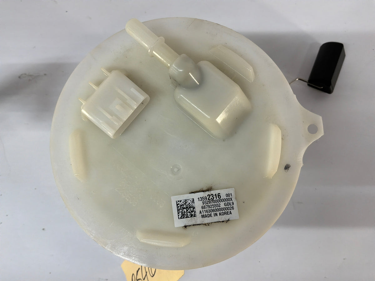 2017 Chevy SS Sedan Fuel Pump & Lever Sending Unit Assembly OEM
