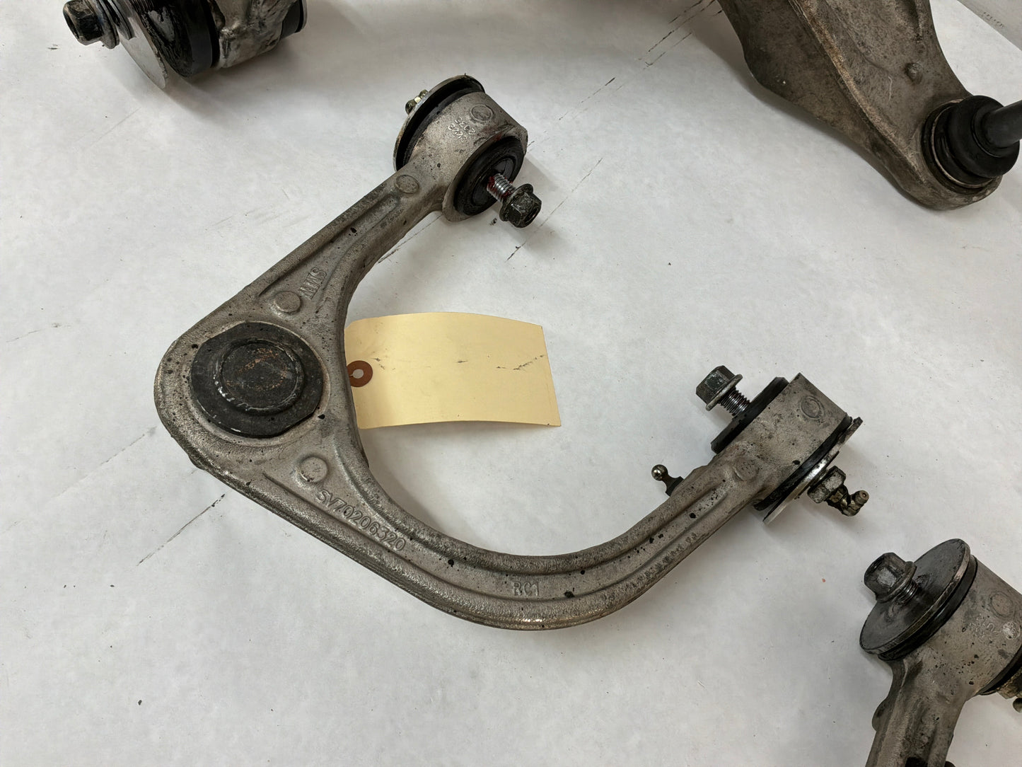 2013 Cadillac CTS-V Sedan RH & LH Front & Rear Upper Control Arm OEM - Day's Parts Yard
