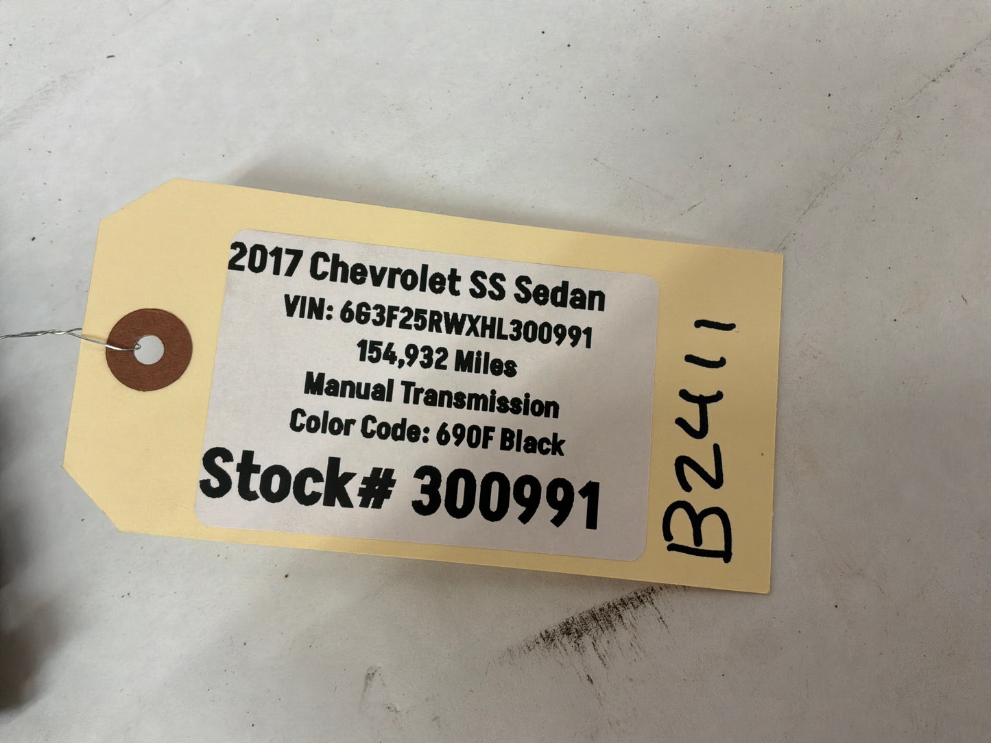 2017 Chevy SS Sedan RH Passenger Fender Fascia Bumper Bracket Guide OEM