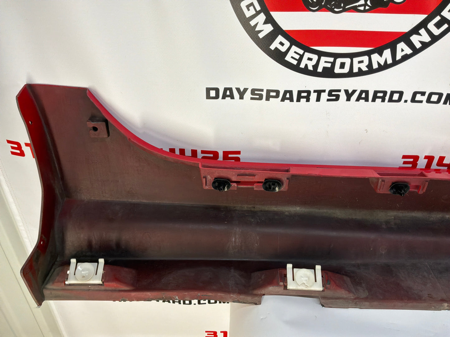 2008 Pontiac G8 GT LH Driver Rocker Molding Side Skirt Panel Trim Red OEM