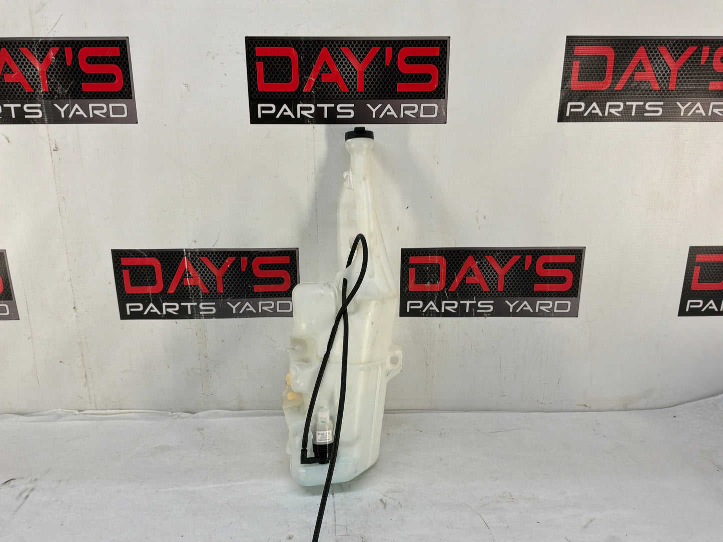 2014 Chevy Camaro ZL1 Windshield Washer Fluid Bottle Tank Reservoir OEM