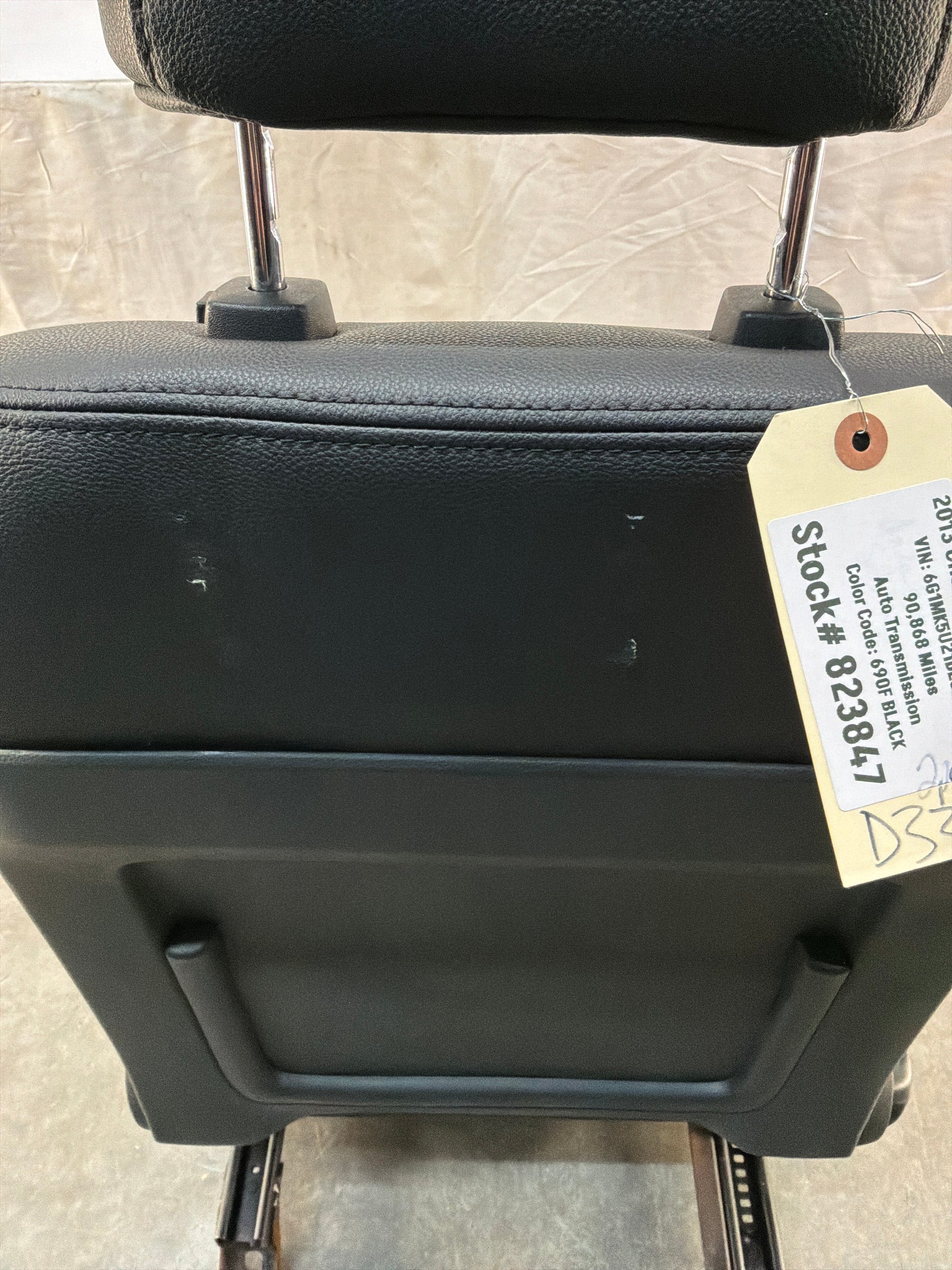 Front Seats - Day's Parts Yard