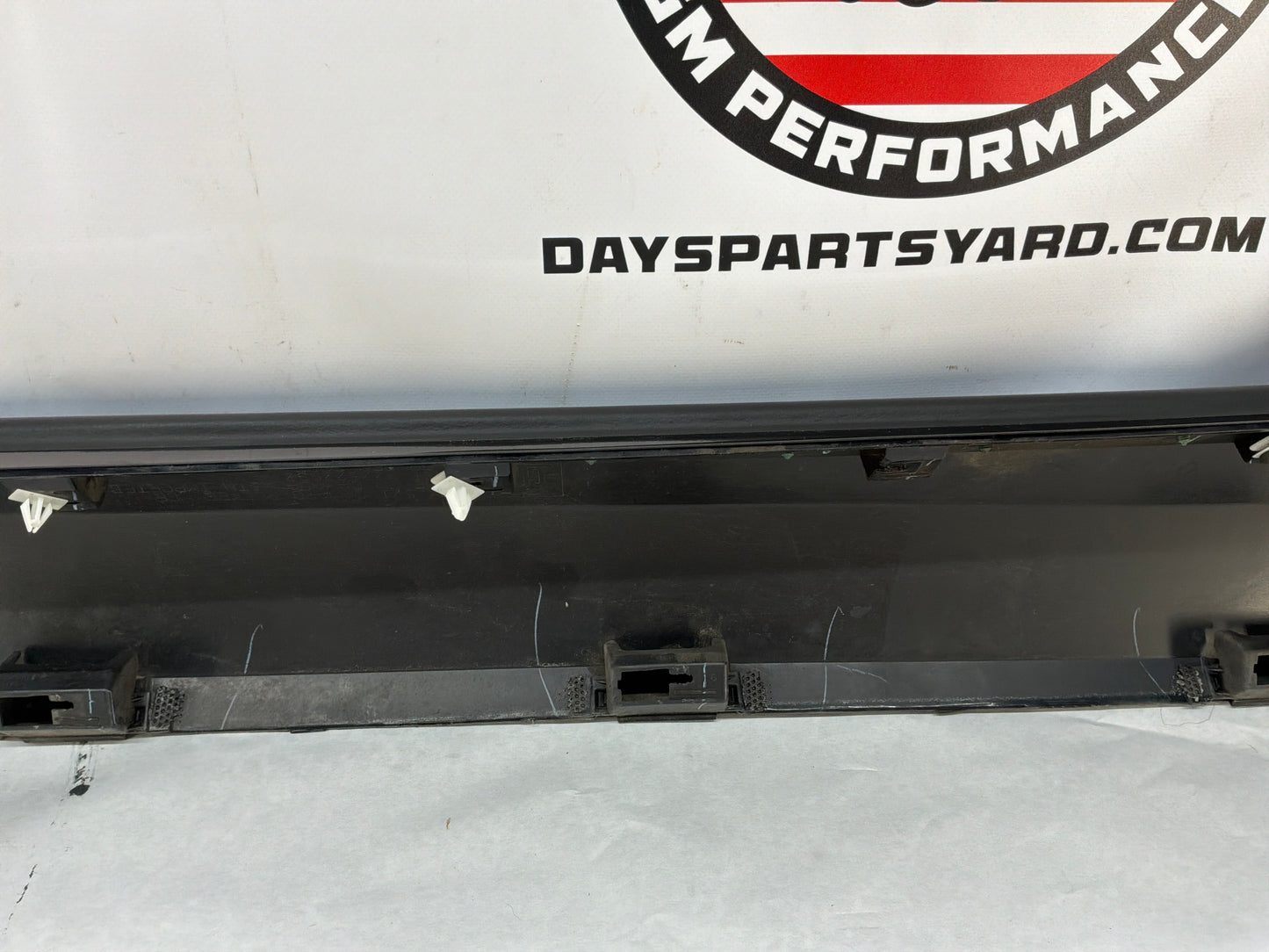 2015 Chevy Camaro SS 1LE RH Passenger Rocker Molding Side Skirt Panel OEM
