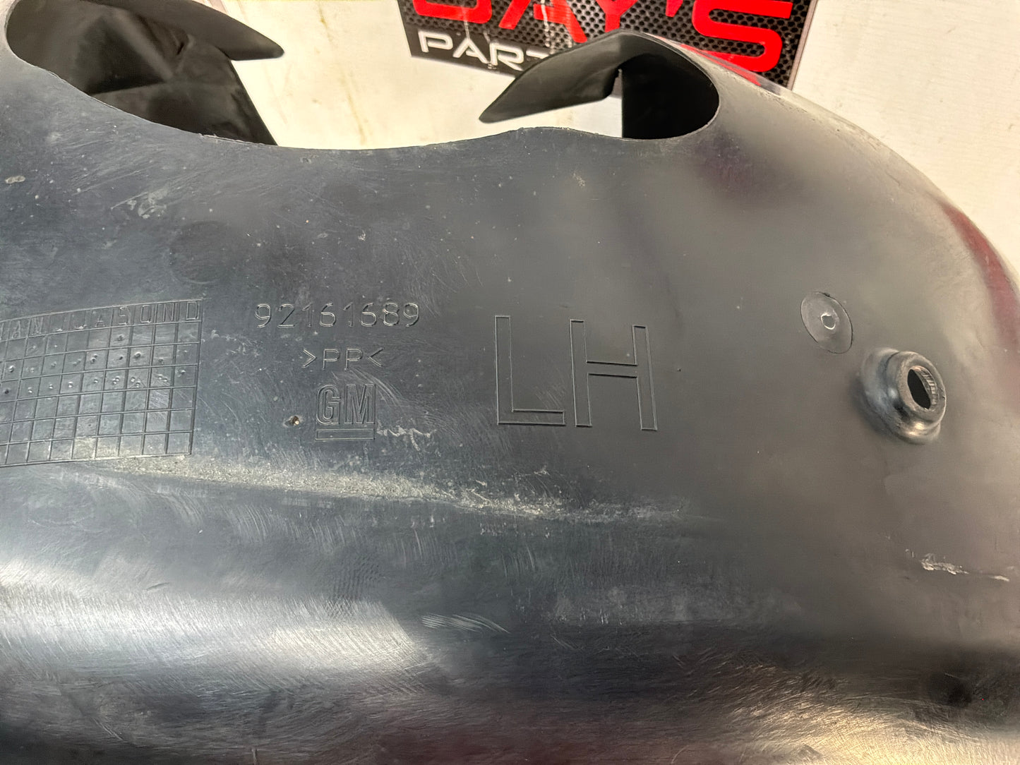 2008 Pontiac G8 GT LH Driver Front Fender Wheel Well Liner House OEM