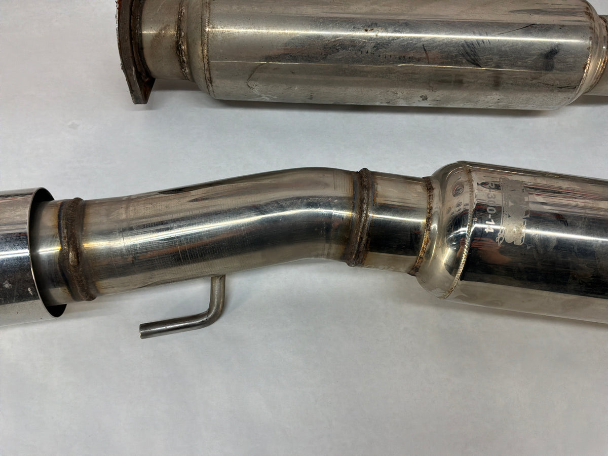 2005-2006 Pontiac GTO Kooks Axle Back Exhaust Mufflers With Tips