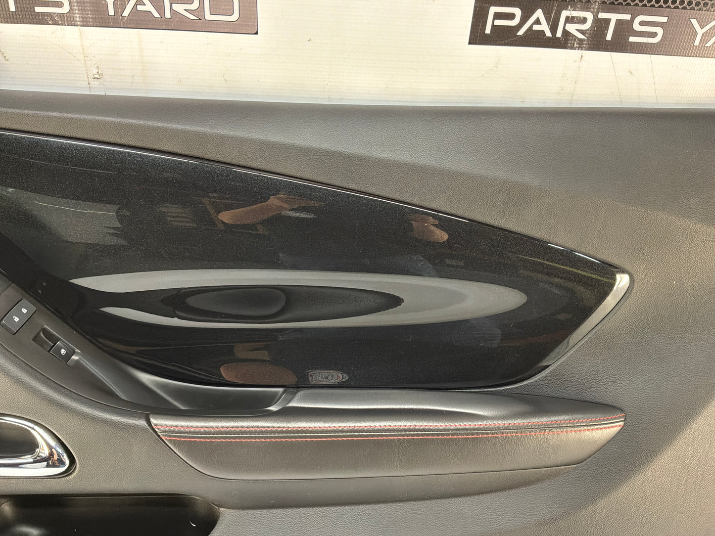 2014 Chevy Camaro ZL1 RH Passenger Carbon Flash Front Interior Door Panel Trim OEM