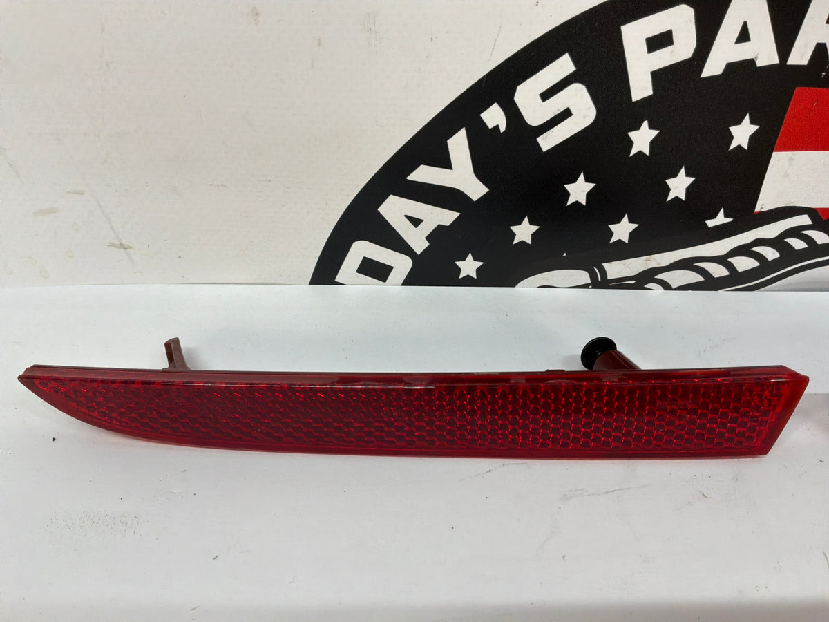 2022 Chevy Camaro SS RH & LH Bumper Red Reflector OEM