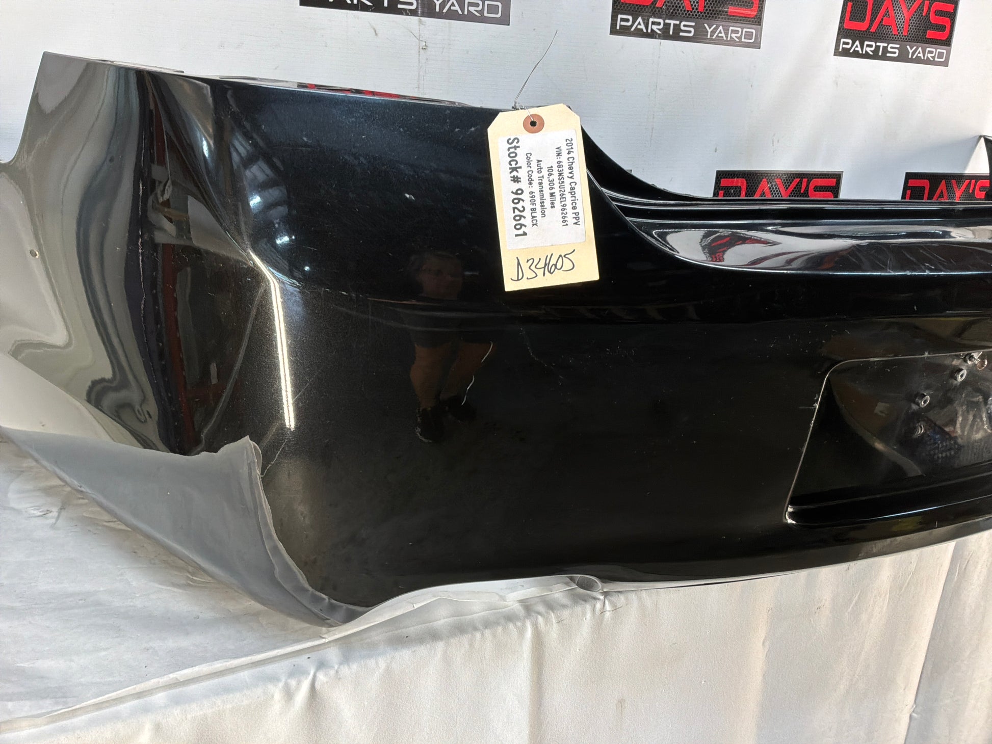 Rear bumper - Day's Parts Yard