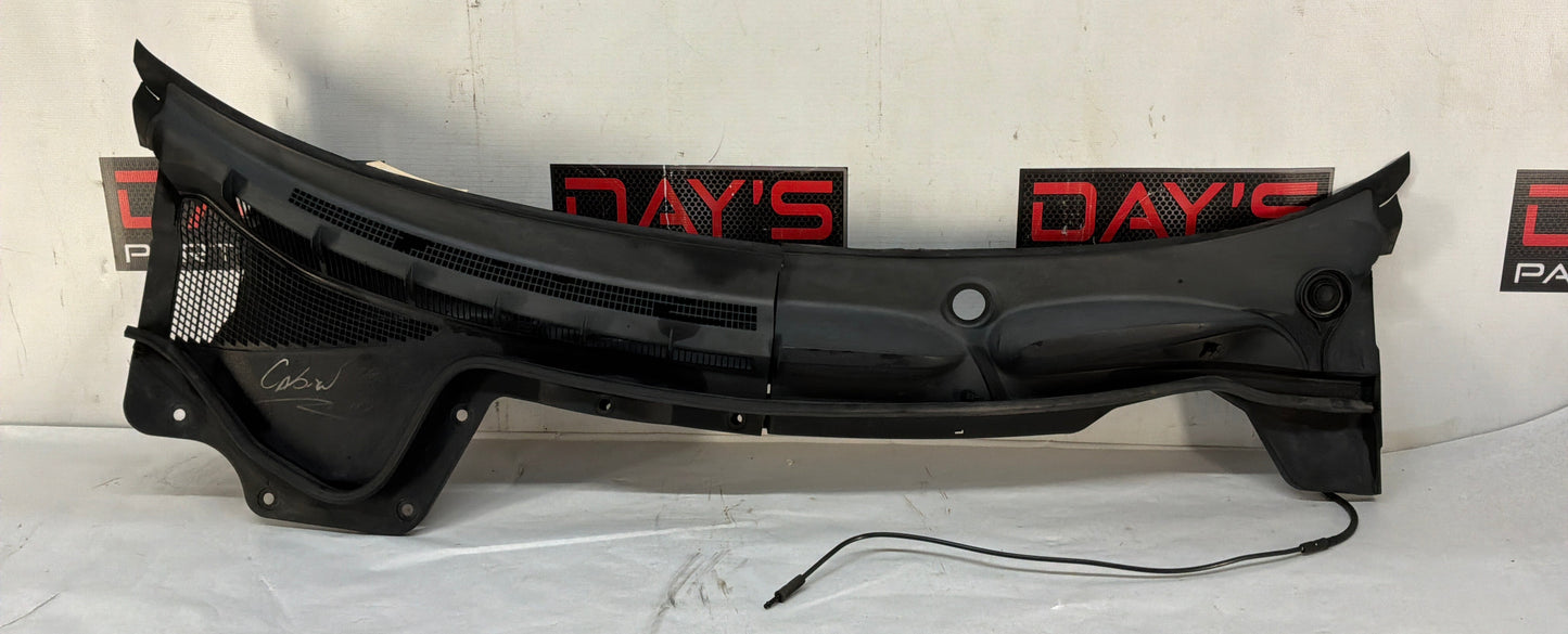 Cowl - Day's Parts Yard
