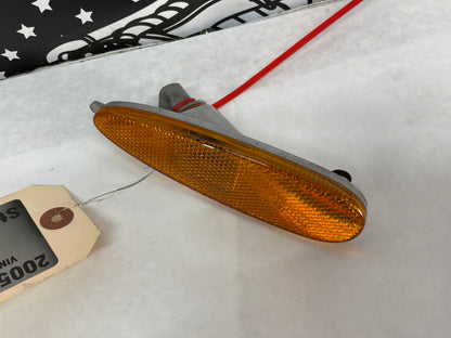 2005 Pontiac GTO RH Passenger Side Marker Light Lamp w/ Socket OEM