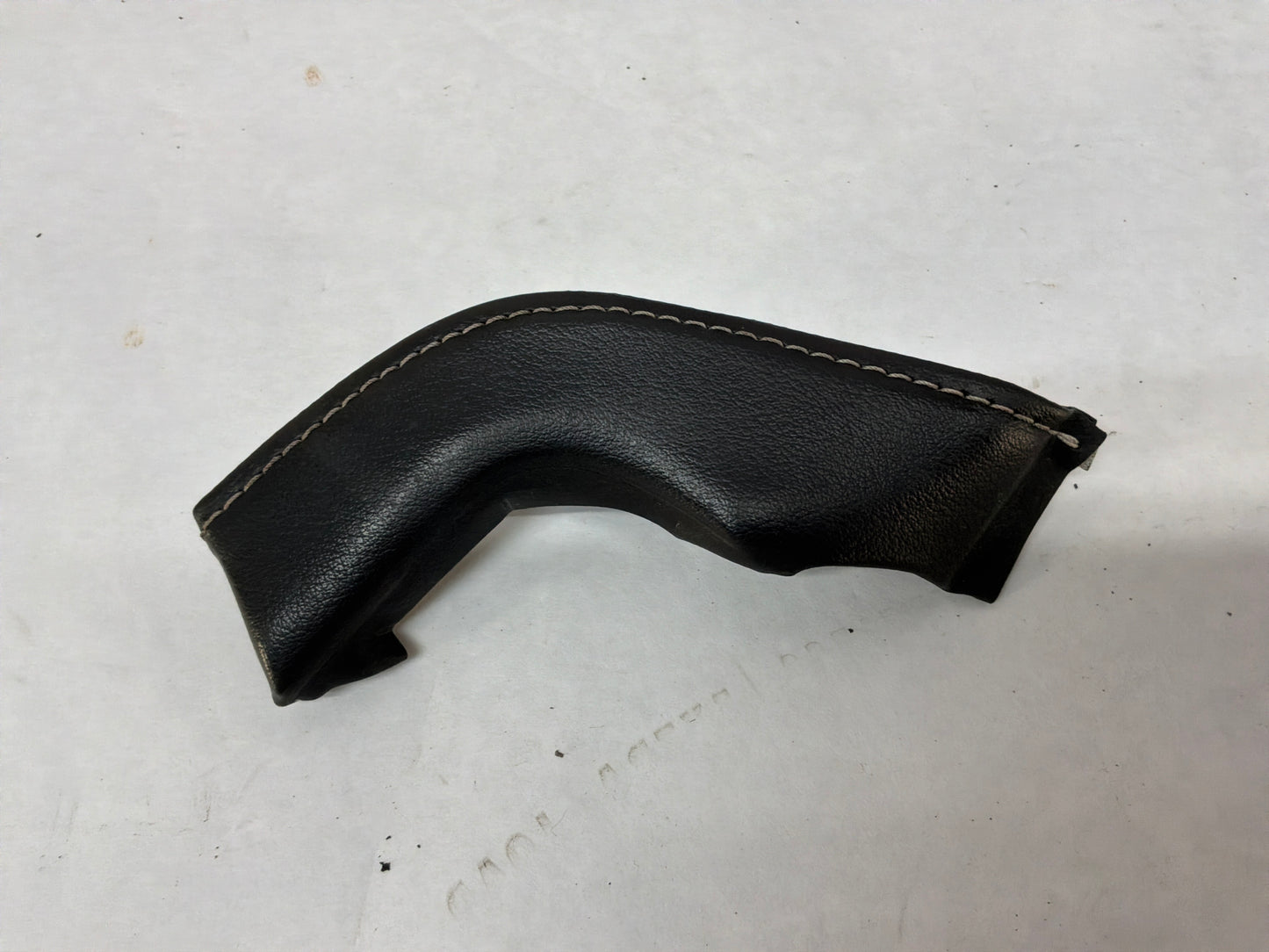 2014 Chevy Camaro SS Leather Dash Vent Trim Molding Panel Insert OEM