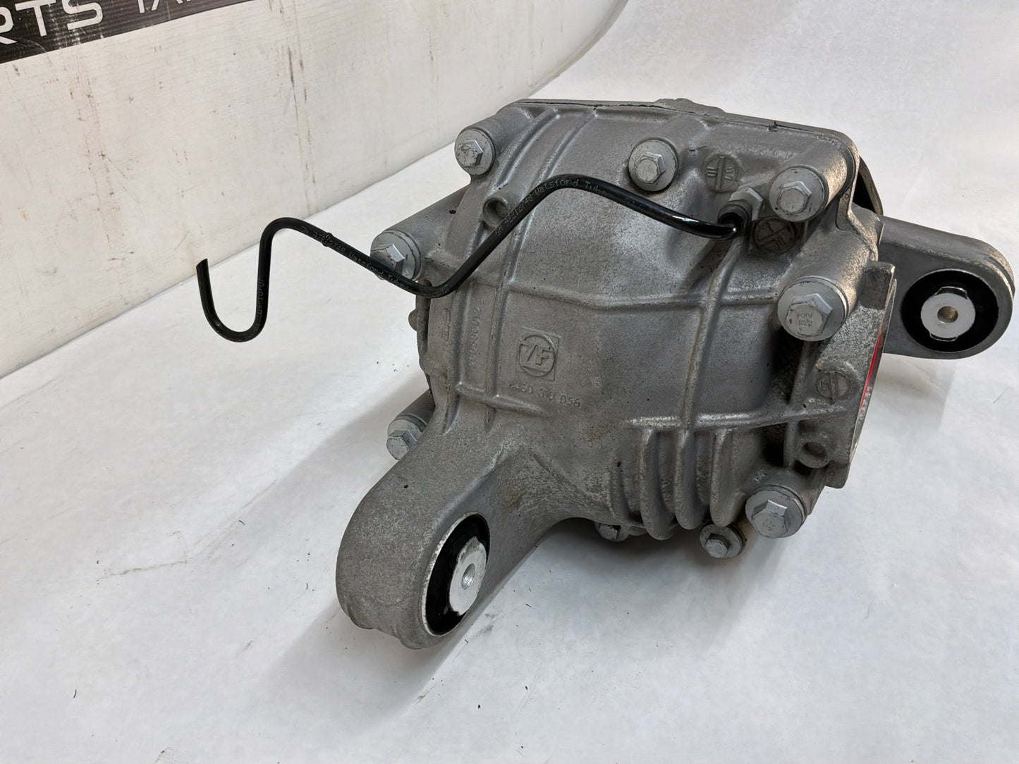 2008 Pontiac G8 GT Rear End Rearend Carrier 2.92 LSD Differential OEM