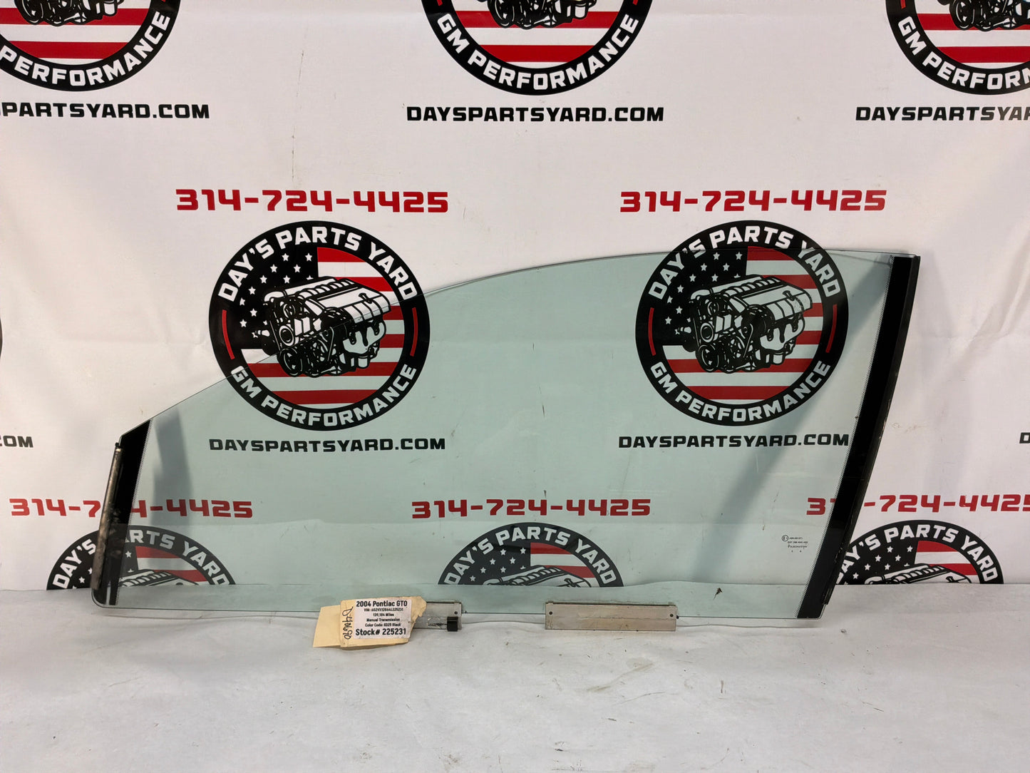 2004 Pontiac GTO LH Driver Front Door Window Glass OEM