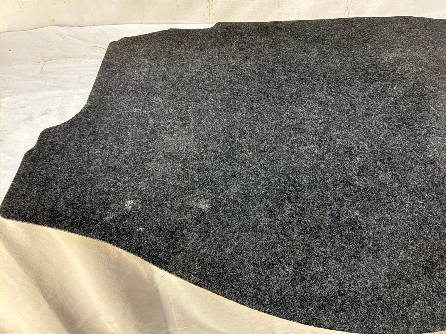 Trunk carpet - Day's Parts Yard