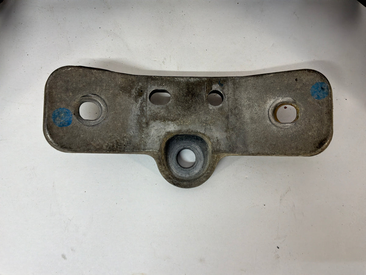 2012 Cadillac CTS-V Automatic Transmission Crossmember Mount OEM