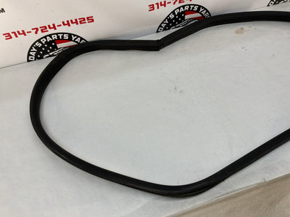 2008 Pontiac G8 Base RH Passenger Rear Door Weather Strip Rubber Seal OEM