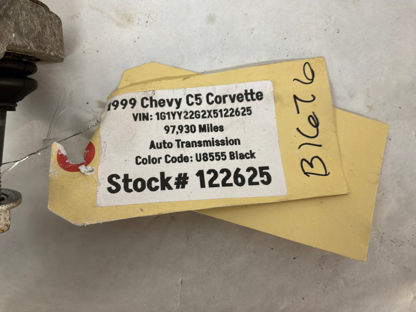 1999 Chevy C5 Corvette RH Passenger Rear Suspension Spindle Knuckle Hub OEM