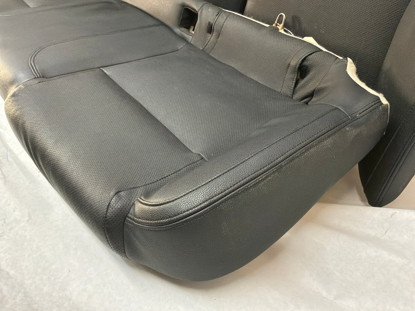 2008 Pontiac G8 GT Seats Fronts and Rears Black Leather OEM