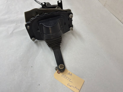 2009 Pontiac G8 Automatic Gear Selector Shifter Assembly OEM - Day's Parts Yard