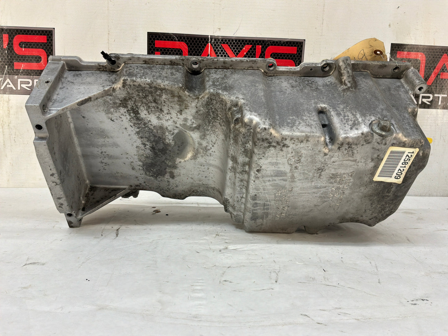 2004 Pontiac GTO Oil Pan Assembly Pick Up Tube Windage Tray OEM